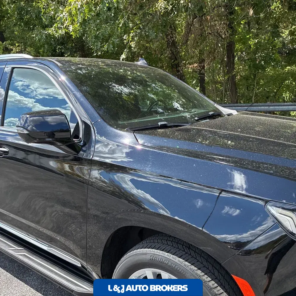 2022 Cadillac Escalade Luxury