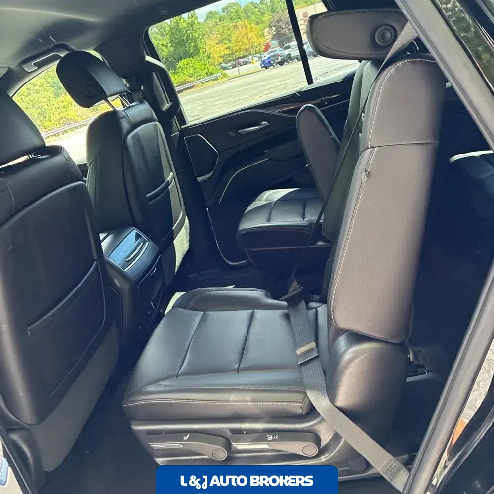 2022 Cadillac Escalade Luxury