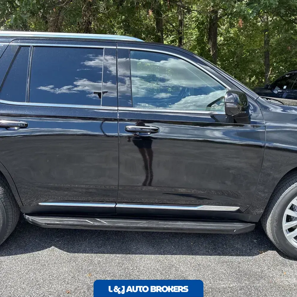 2022 Cadillac Escalade Luxury