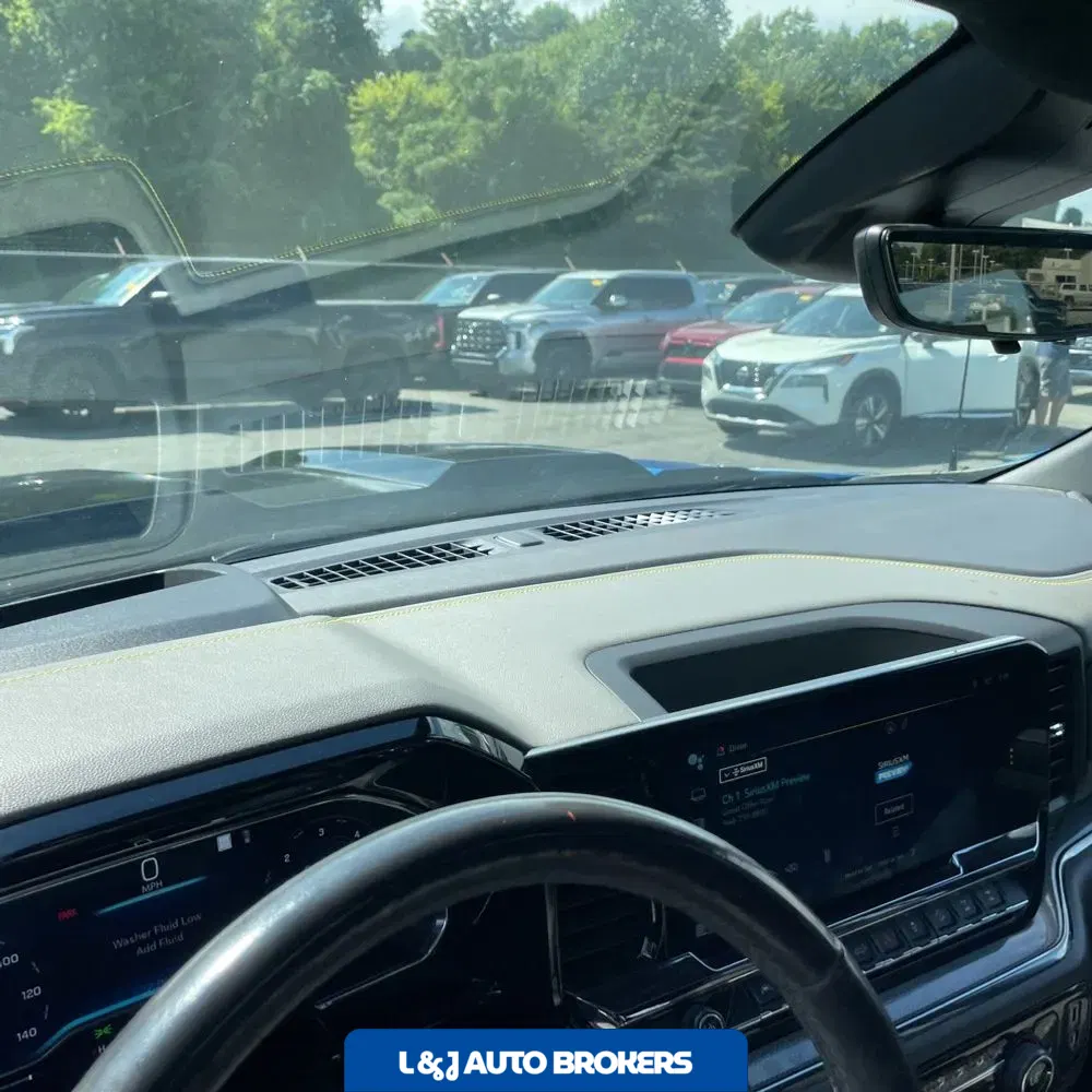 2023 Chevrolet Silverado 1500 ZR2