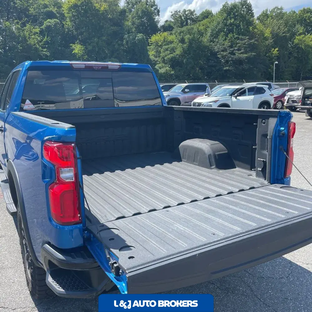2023 Chevrolet Silverado 1500 ZR2