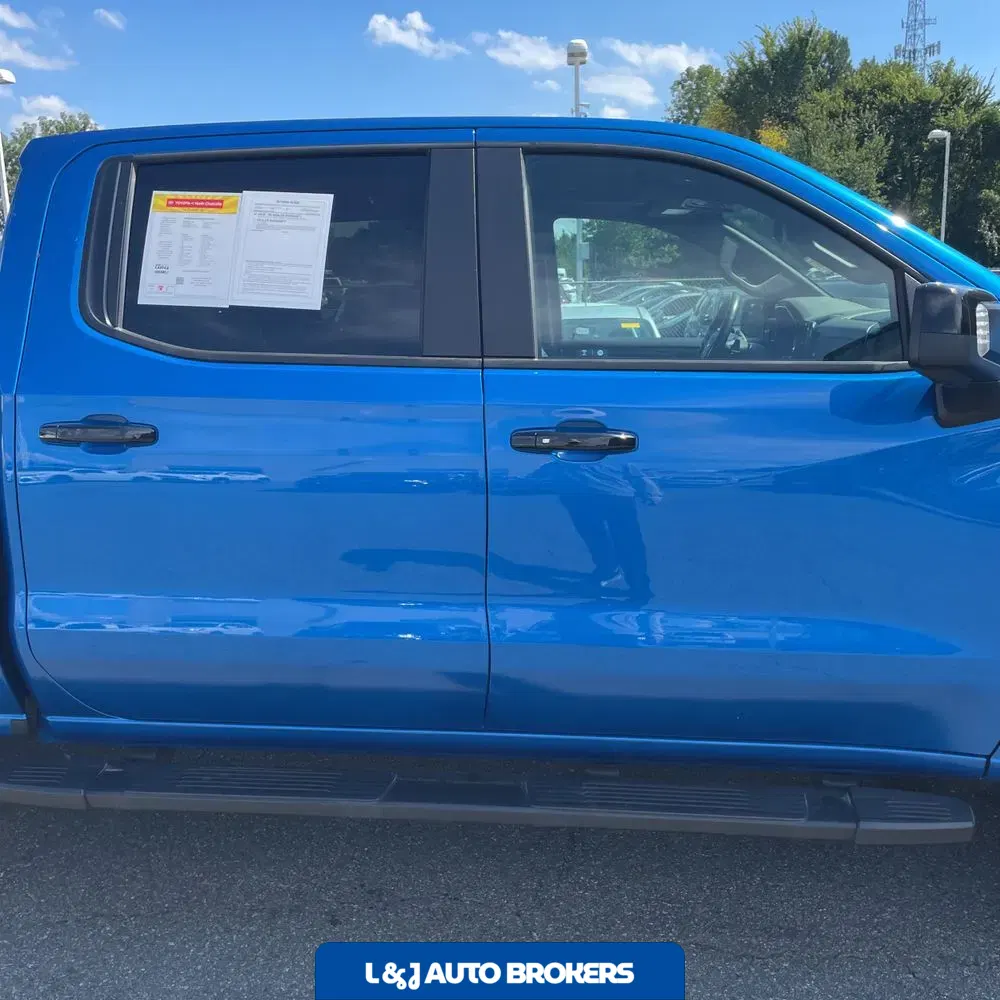 2023 Chevrolet Silverado 1500 ZR2