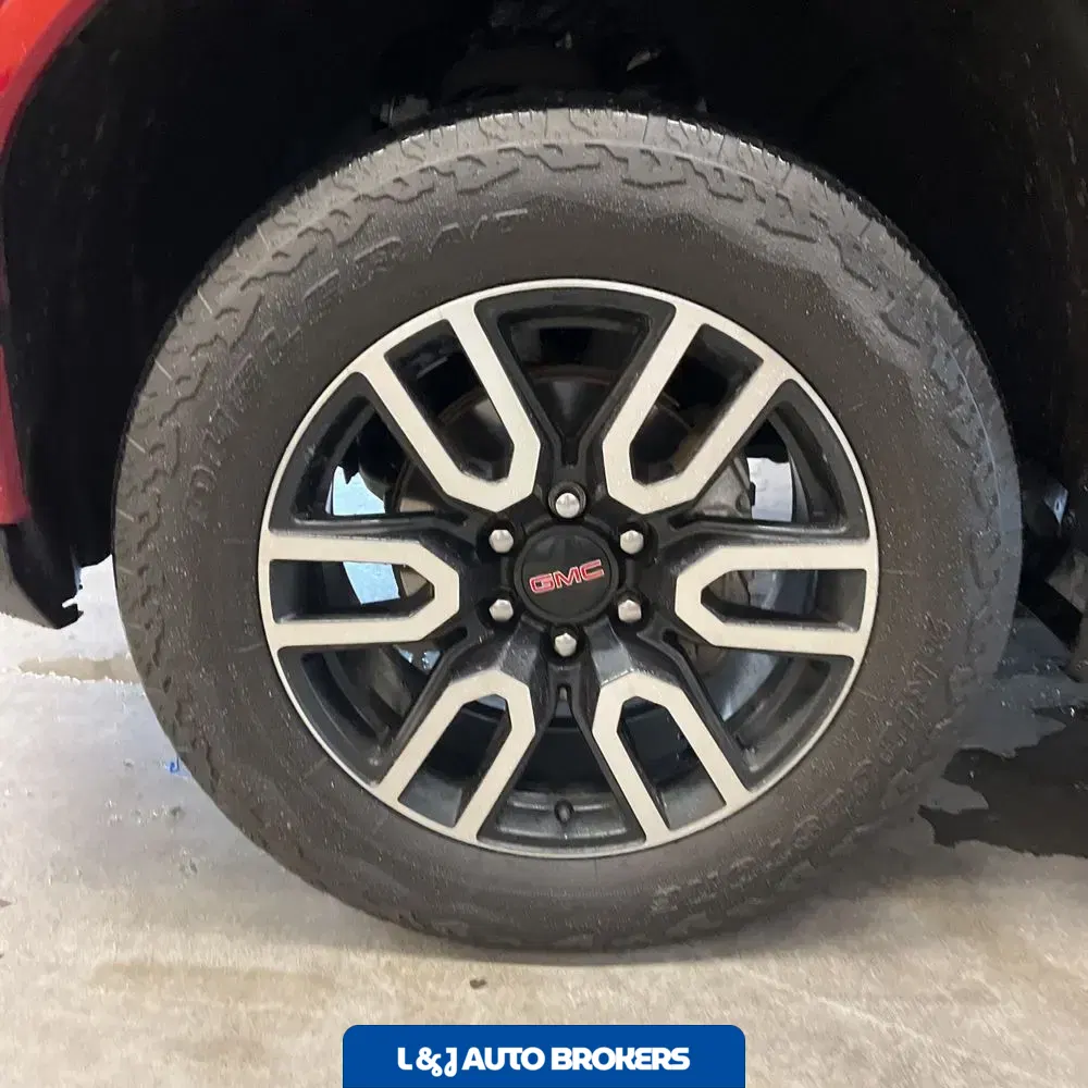2023 GMC Sierra 1500 AT4