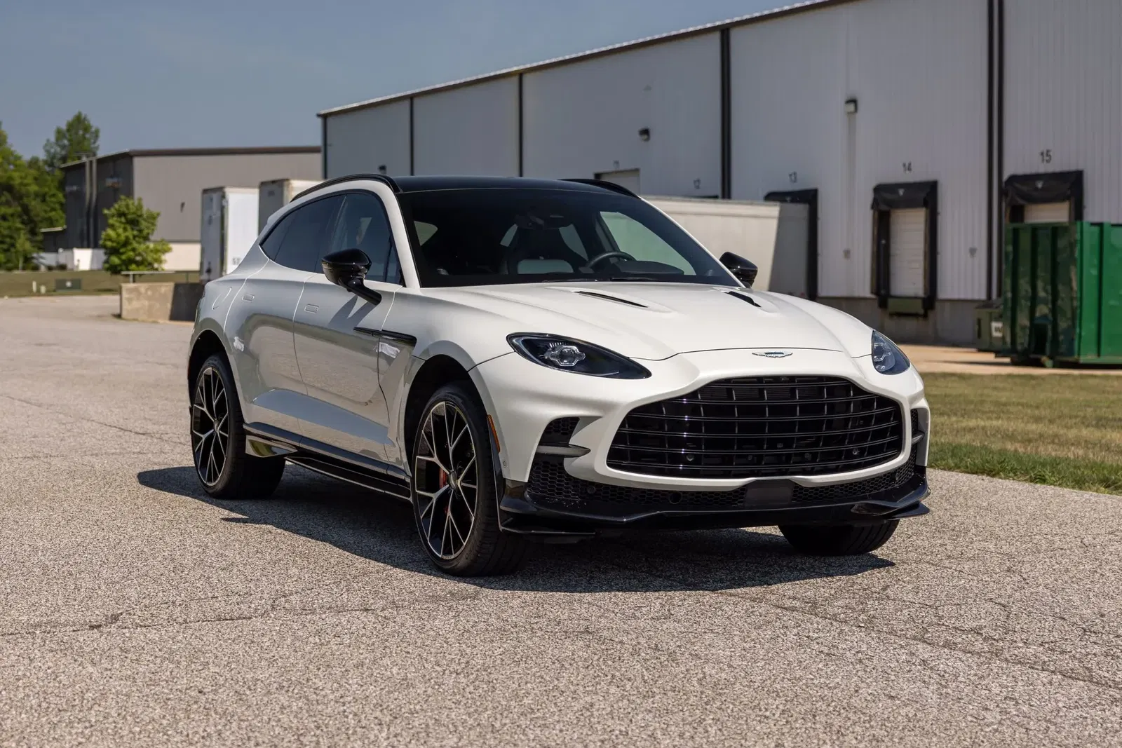 2025 Aston Martin DBX707