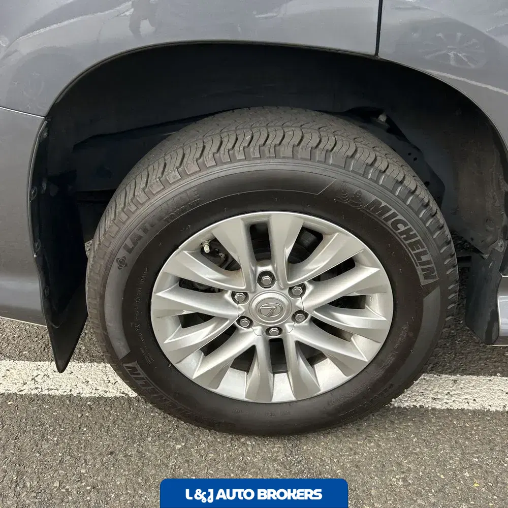 2023 Lexus GX 460 Base