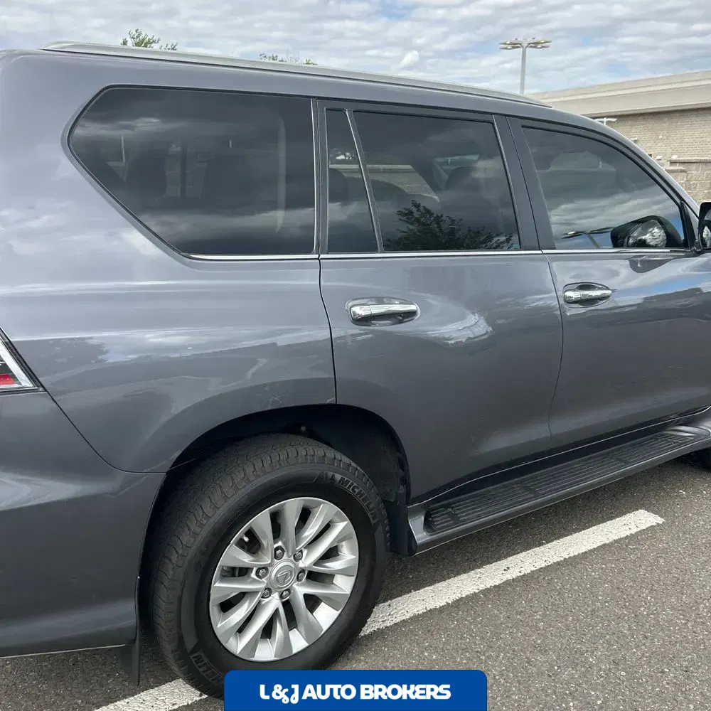 2023 Lexus GX 460 Base