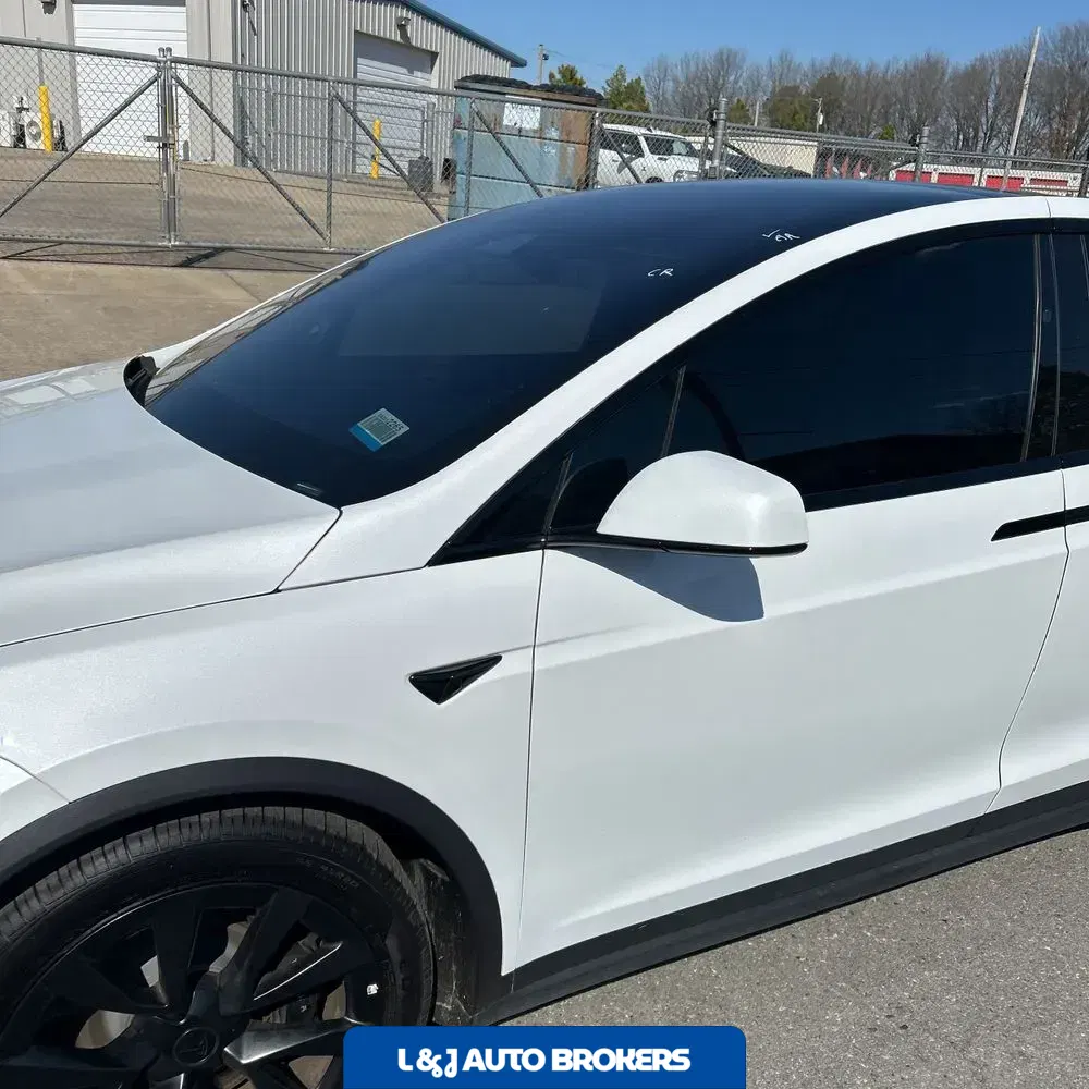 2022 Tesla Model X Plaid