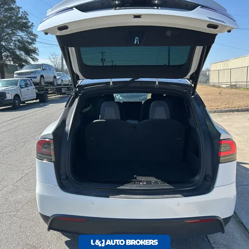 2022 Tesla Model X Plaid