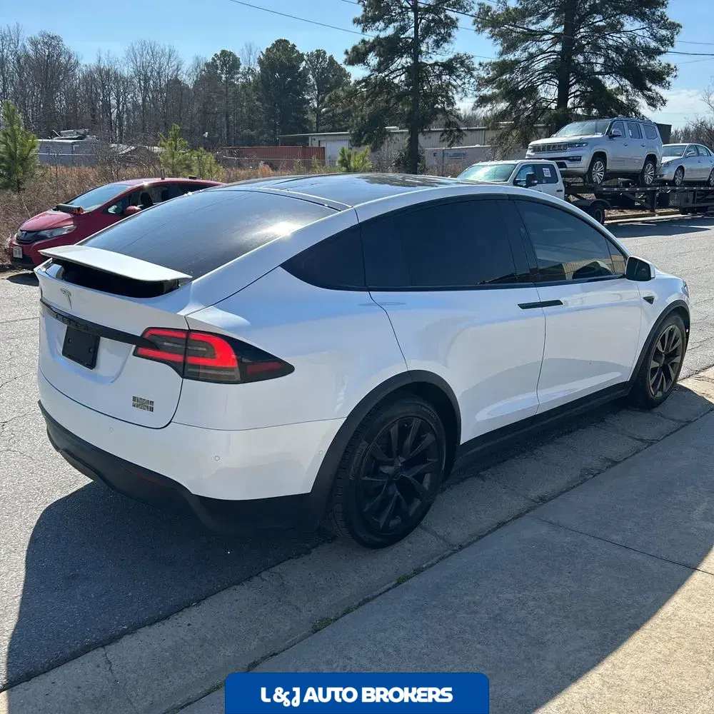 2022 Tesla Model X Plaid