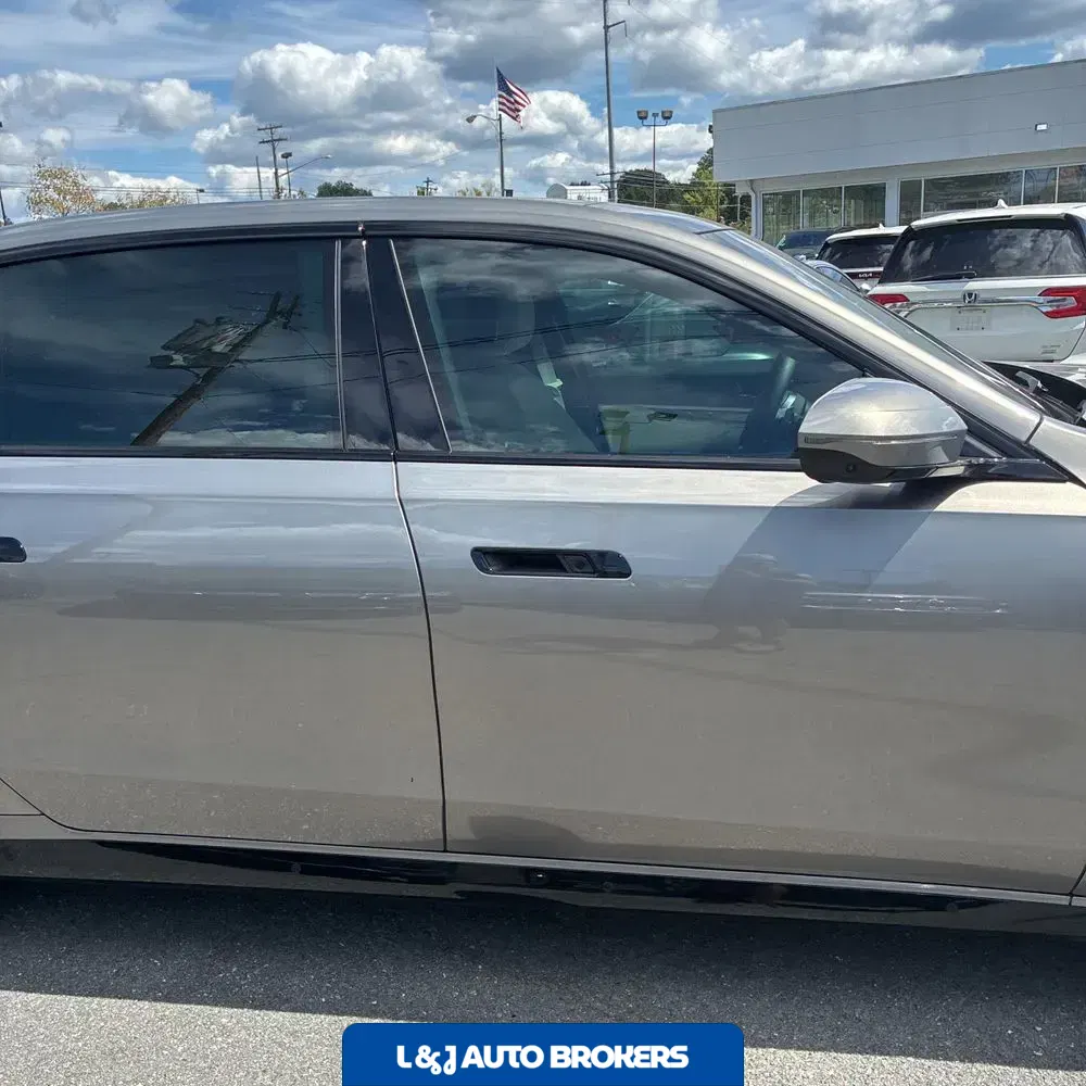 2025 BMW 7-Series 760i xDrive
