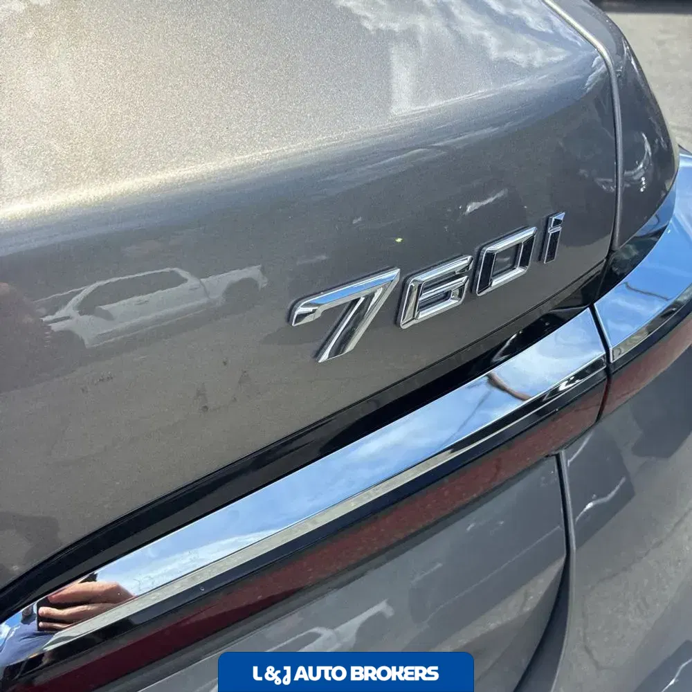 2025 BMW 7-Series 760i xDrive