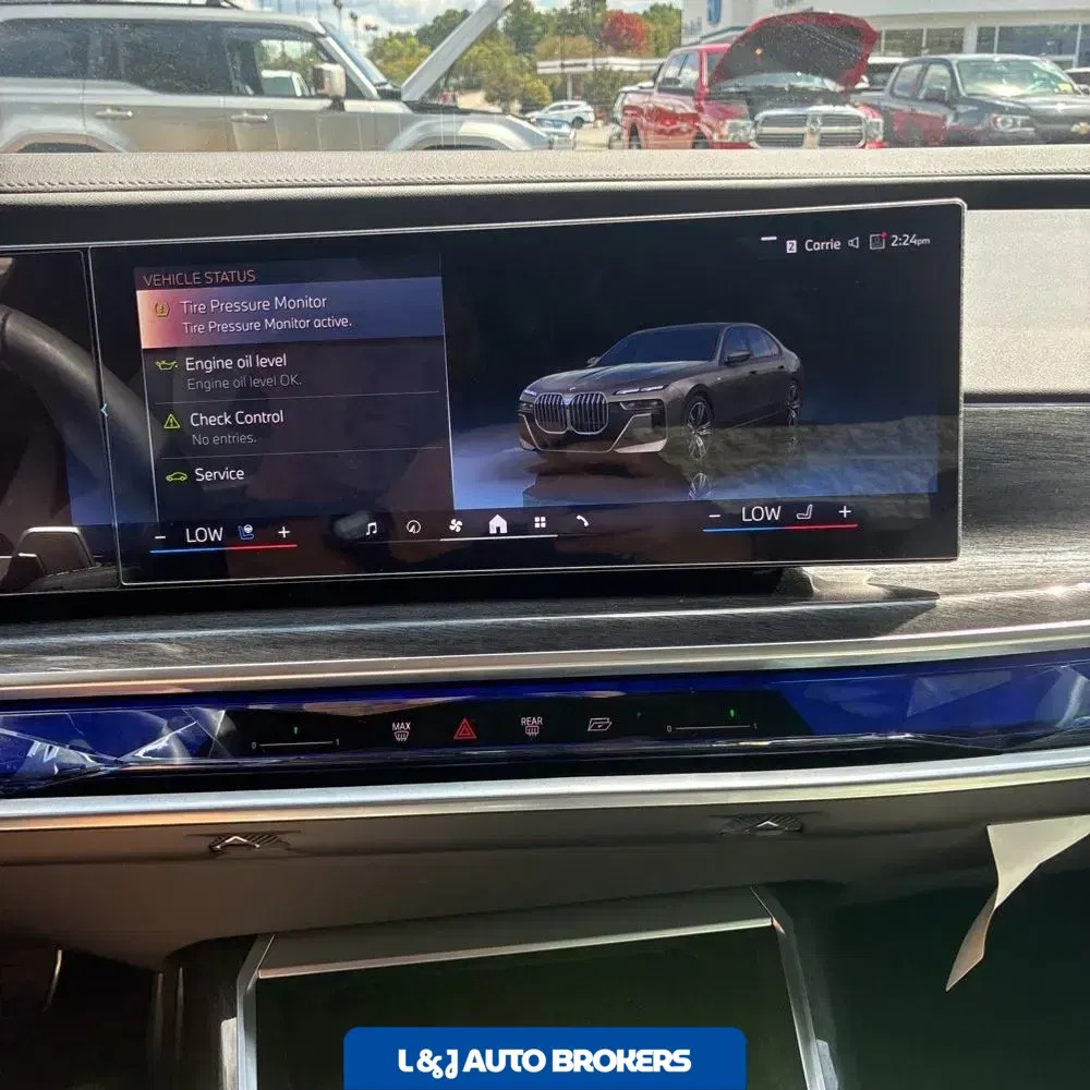 2025 BMW 7-Series 760i xDrive