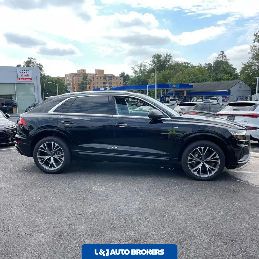 2023 Audi Q8 Premium Plus 55 TFSI