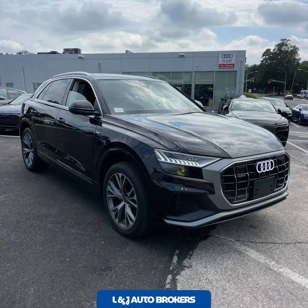 2023 Audi Q8 Premium Plus 55 TFSI