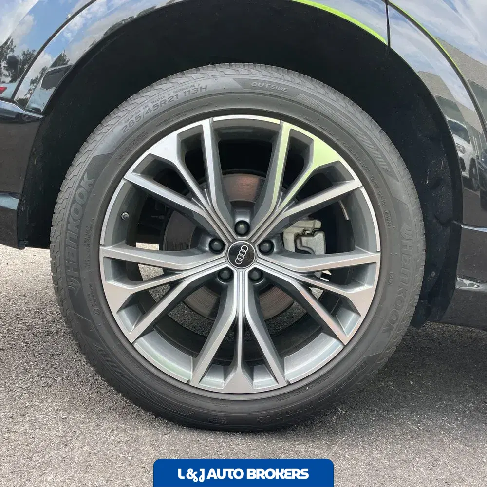 2023 Audi Q8 Premium Plus 55 TFSI