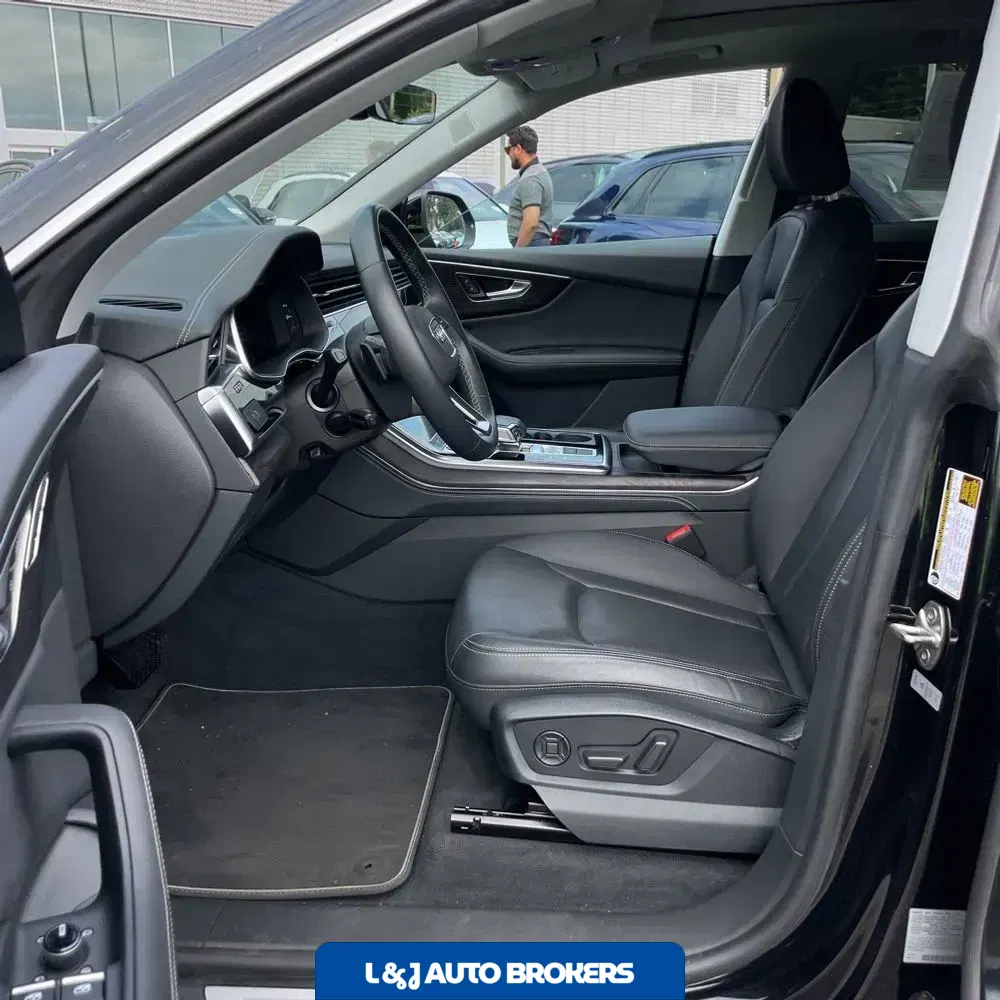 2023 Audi Q8 Premium Plus 55 TFSI