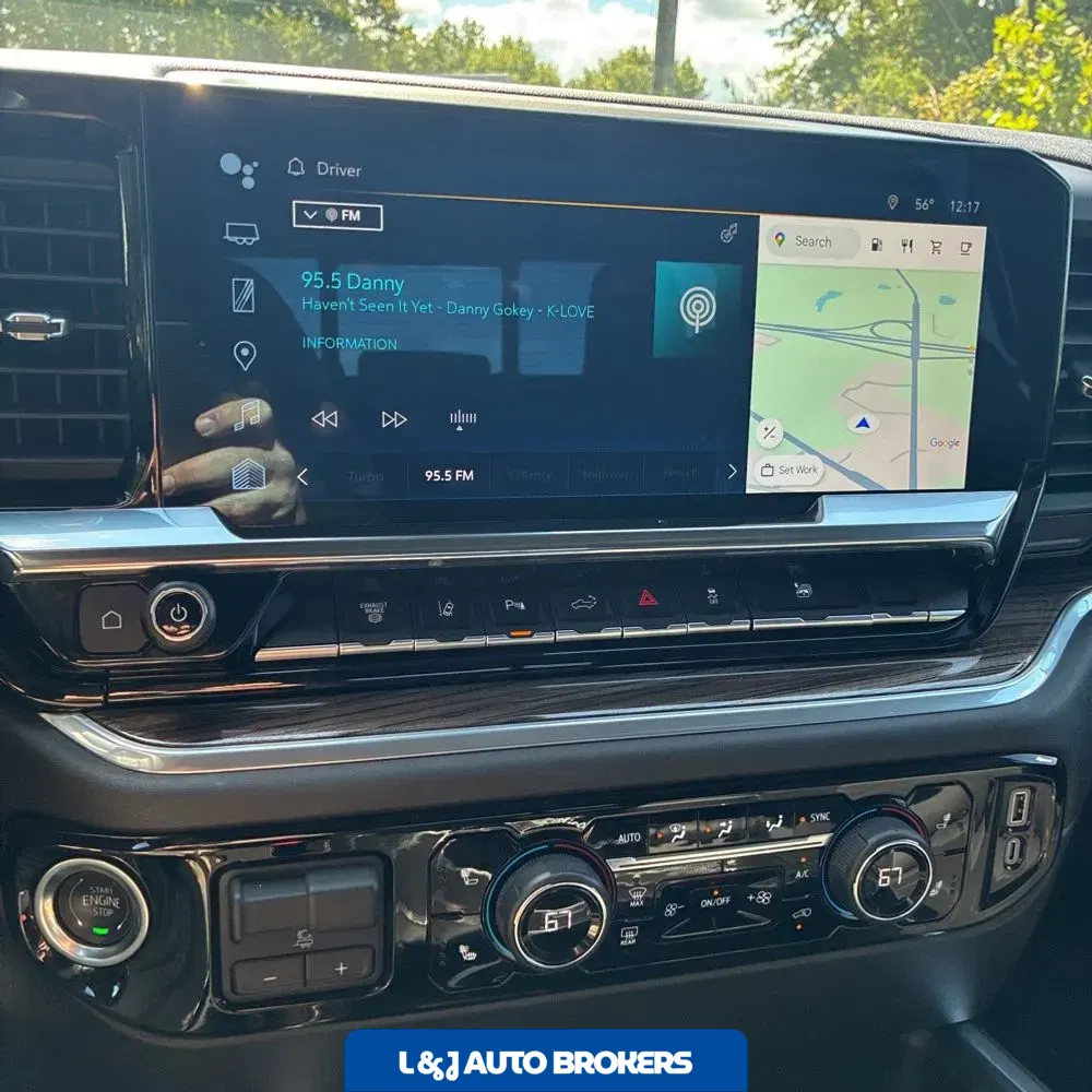 2025 Chevrolet Silverado 3500HD C/C