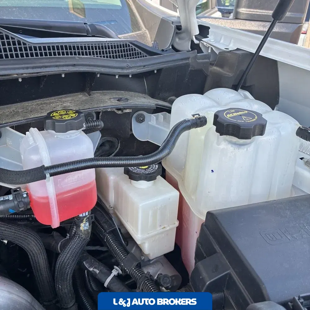2025 Chevrolet Silverado 3500HD C/C