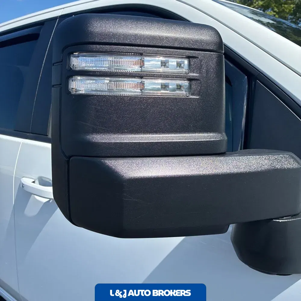 2025 Chevrolet Silverado 3500HD C/C