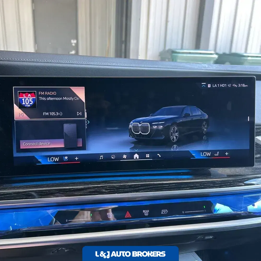 2024 BMW 7-Series 740i