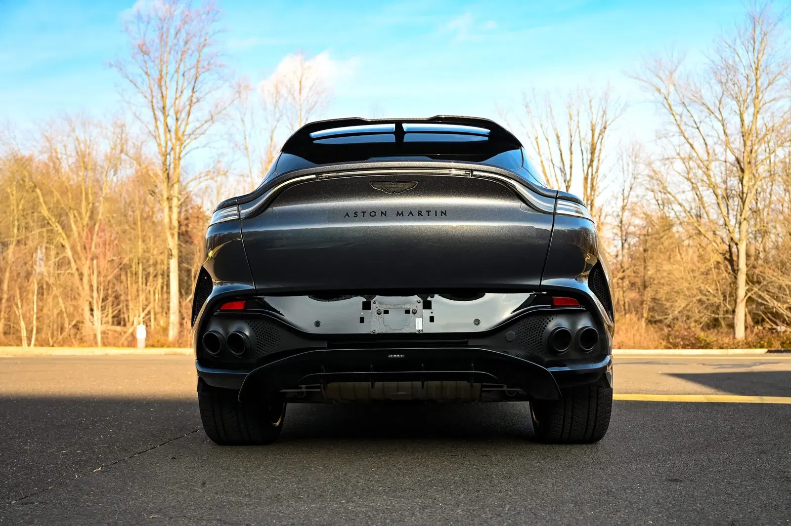 5k-Mile 2023 Aston Martin DBX707