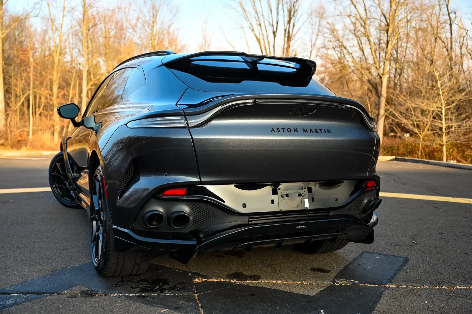 5k-Mile 2023 Aston Martin DBX707