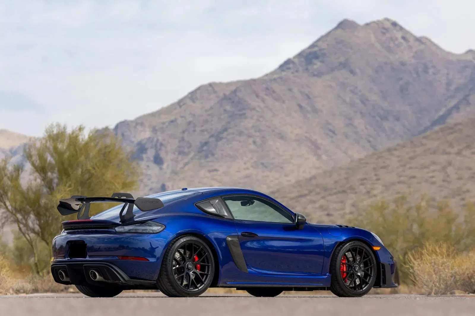 2023 Porsche 718 Cayman GT4 RS Weissach