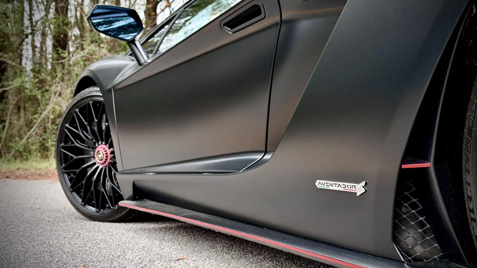 2018 Lamborghini Aventador S Coupe