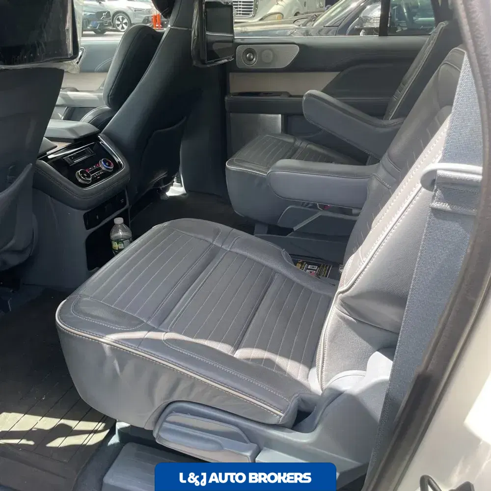 2021 Lincoln Navigator L Black Label