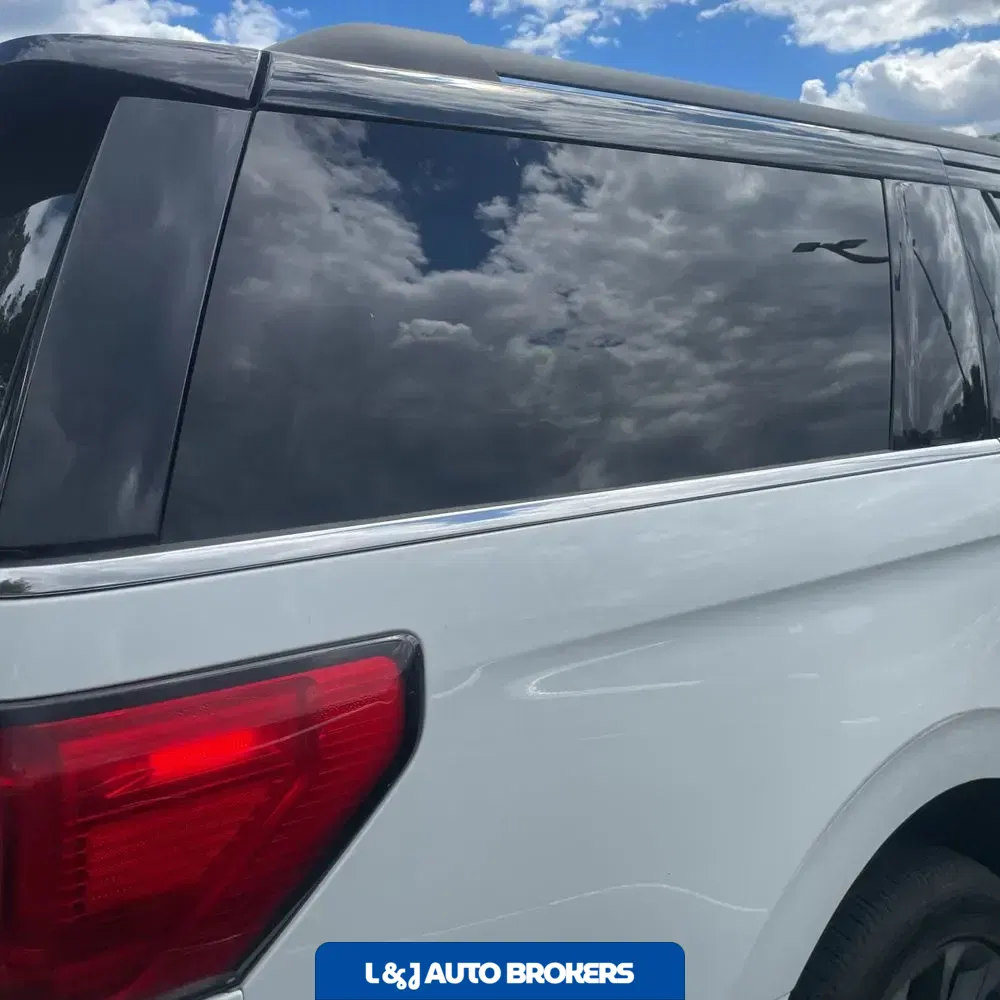 2021 Lincoln Navigator L Black Label
