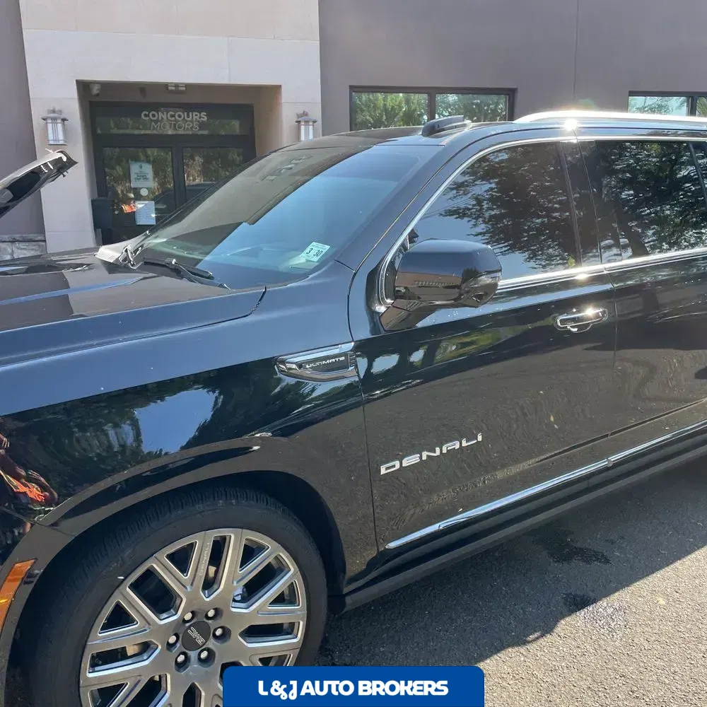 2025 GMC Yukon XL Denali Ultimate