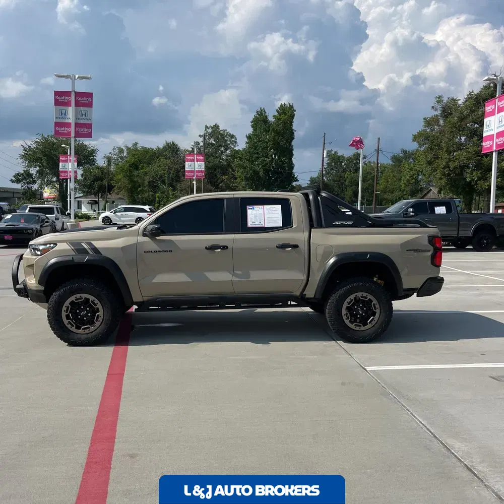 2023 Chevrolet Colorado ZR2