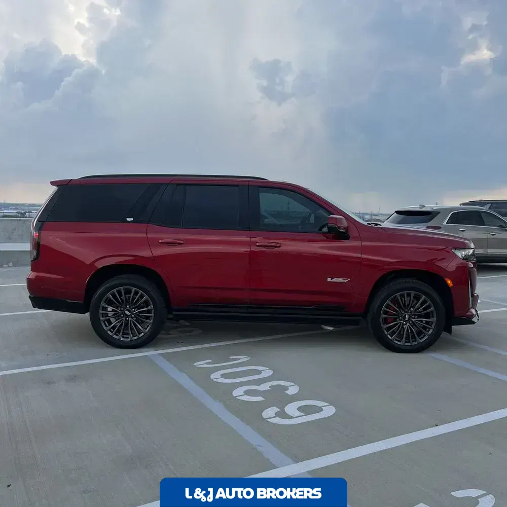 2023 Cadillac Escalade-V Base
