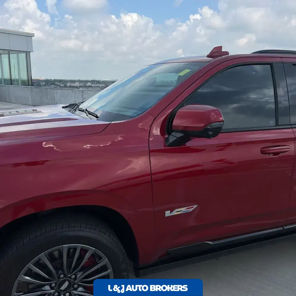 2023 Cadillac Escalade-V Base