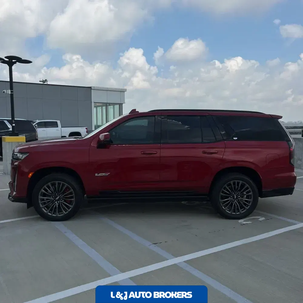2023 Cadillac Escalade-V Base