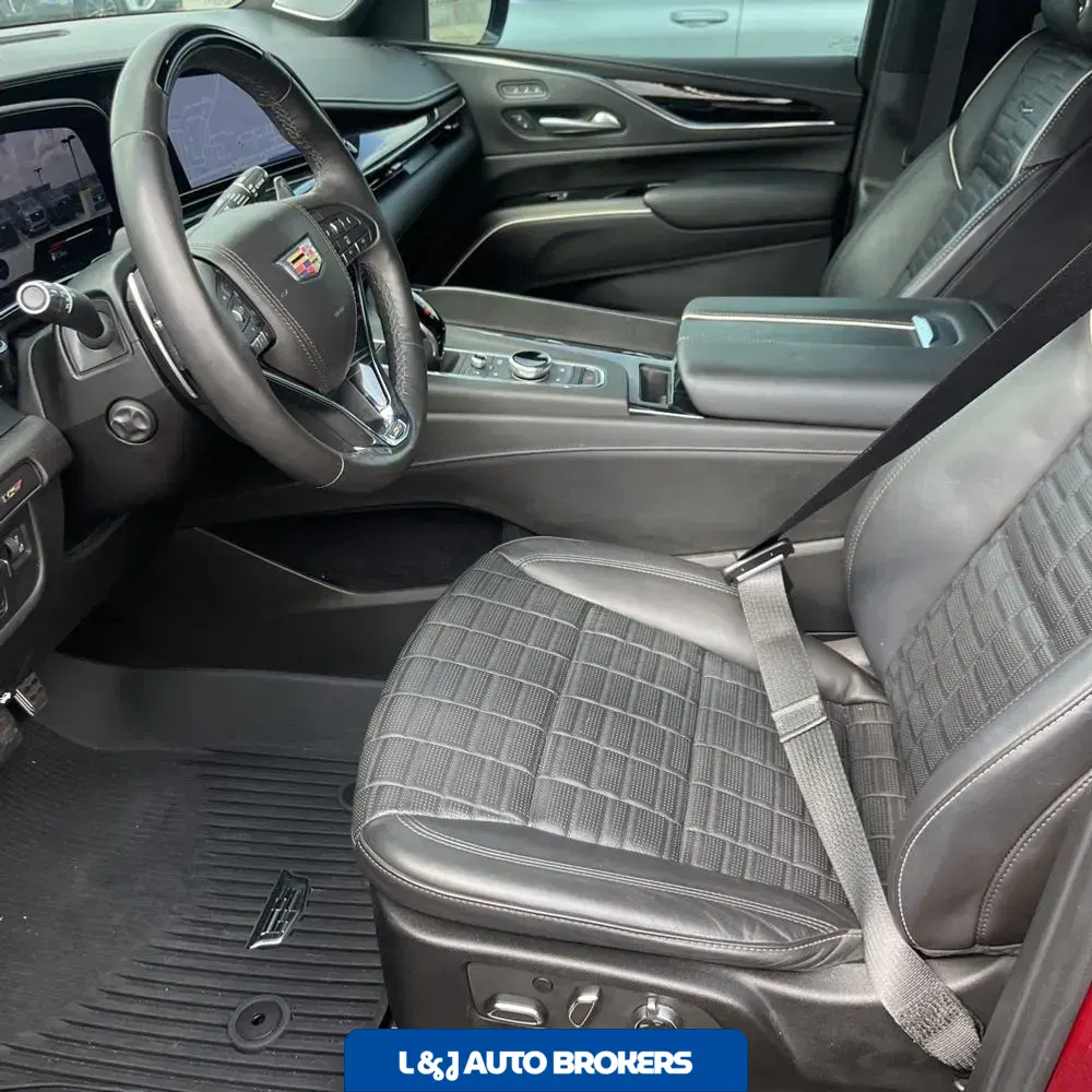 2023 Cadillac Escalade-V Base