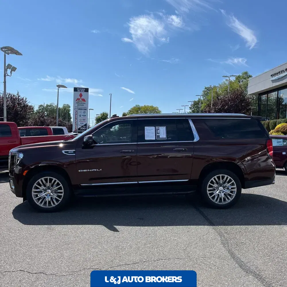 2023 GMC Yukon XL Denali