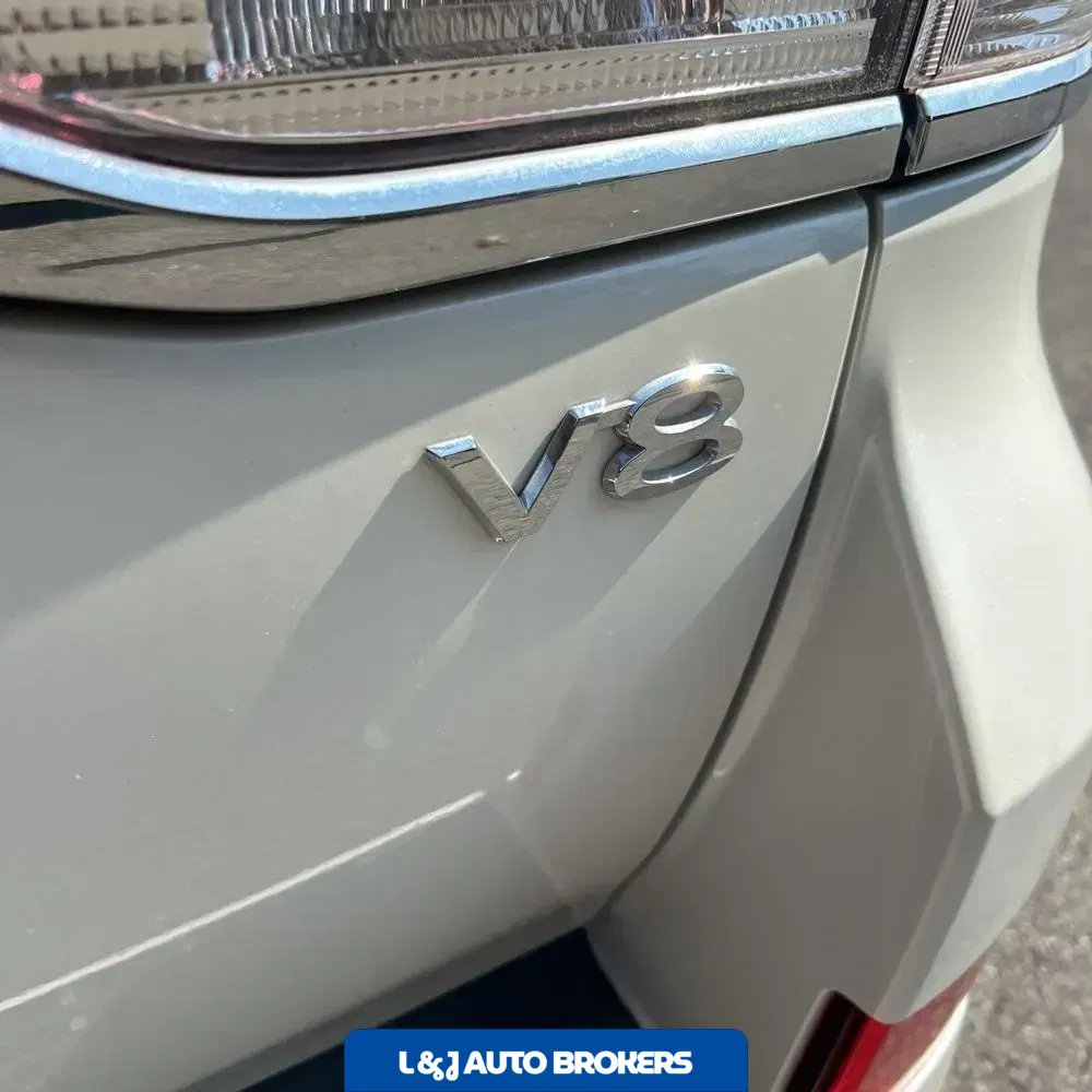 2019 Toyota Land Cruiser Base