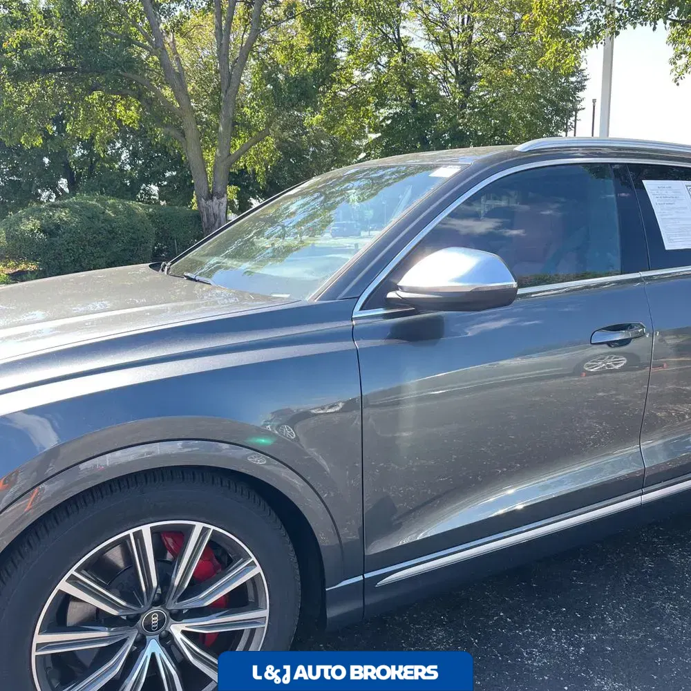 2022 Audi SQ8 Premium Plus