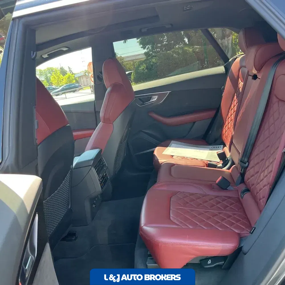 2022 Audi SQ8 Premium Plus