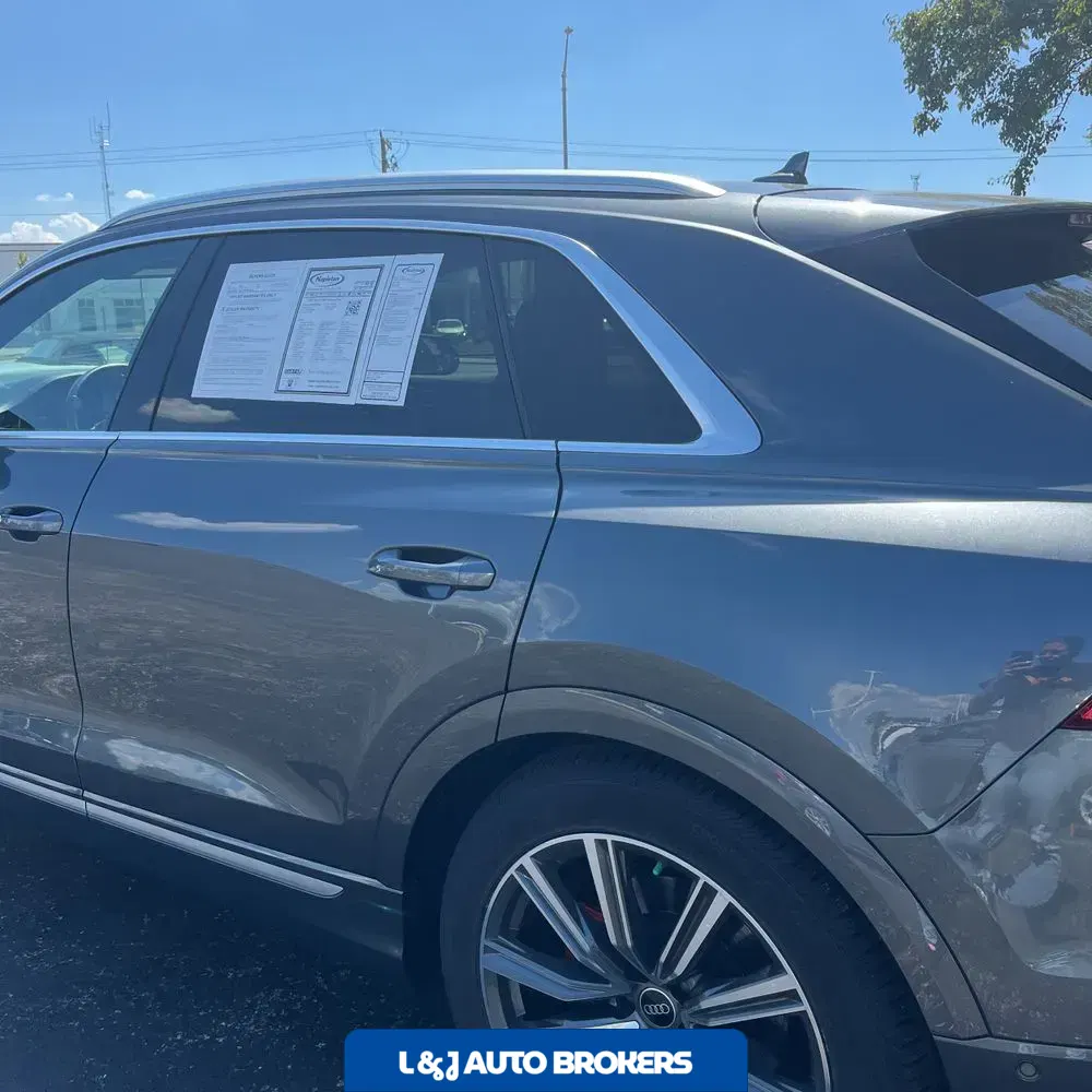 2022 Audi SQ8 Premium Plus