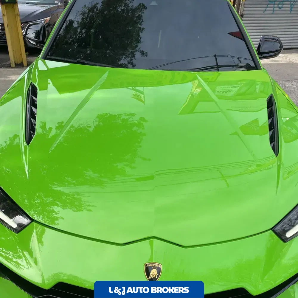 2024 Lamborghini Urus S