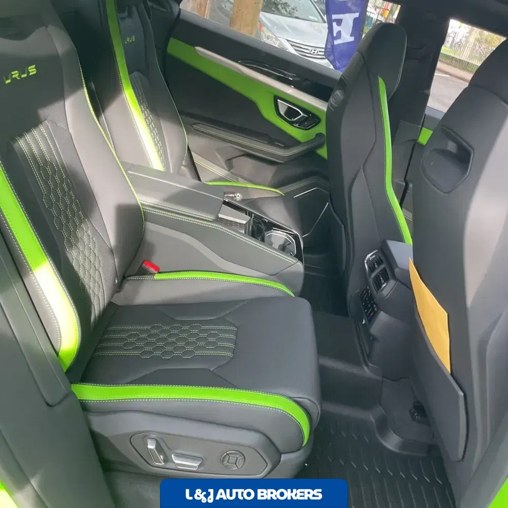 2024 Lamborghini Urus S