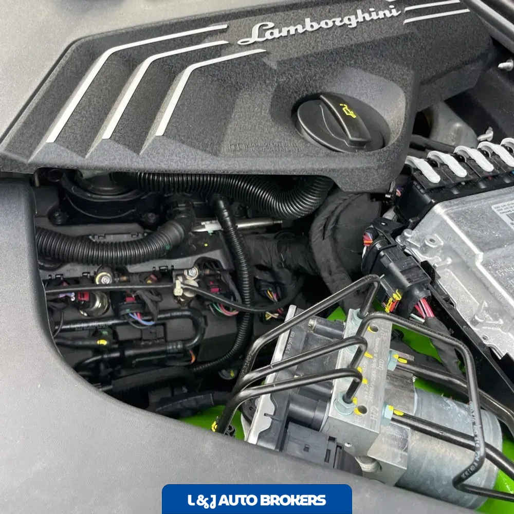 2024 Lamborghini Urus S