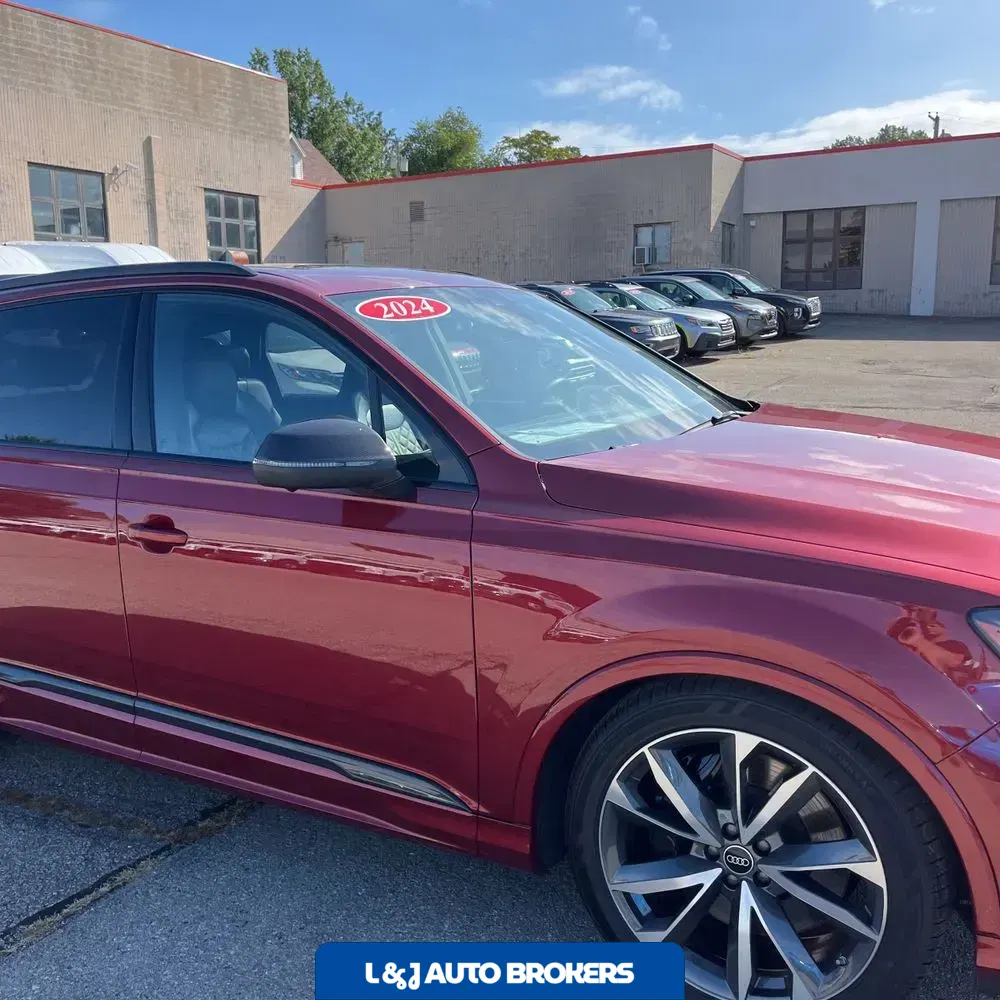2024 Audi SQ7 Prestige