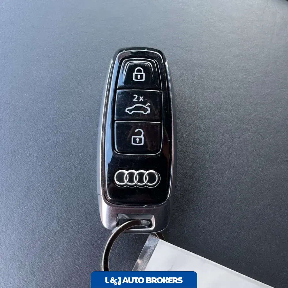 2024 Audi SQ7 Prestige