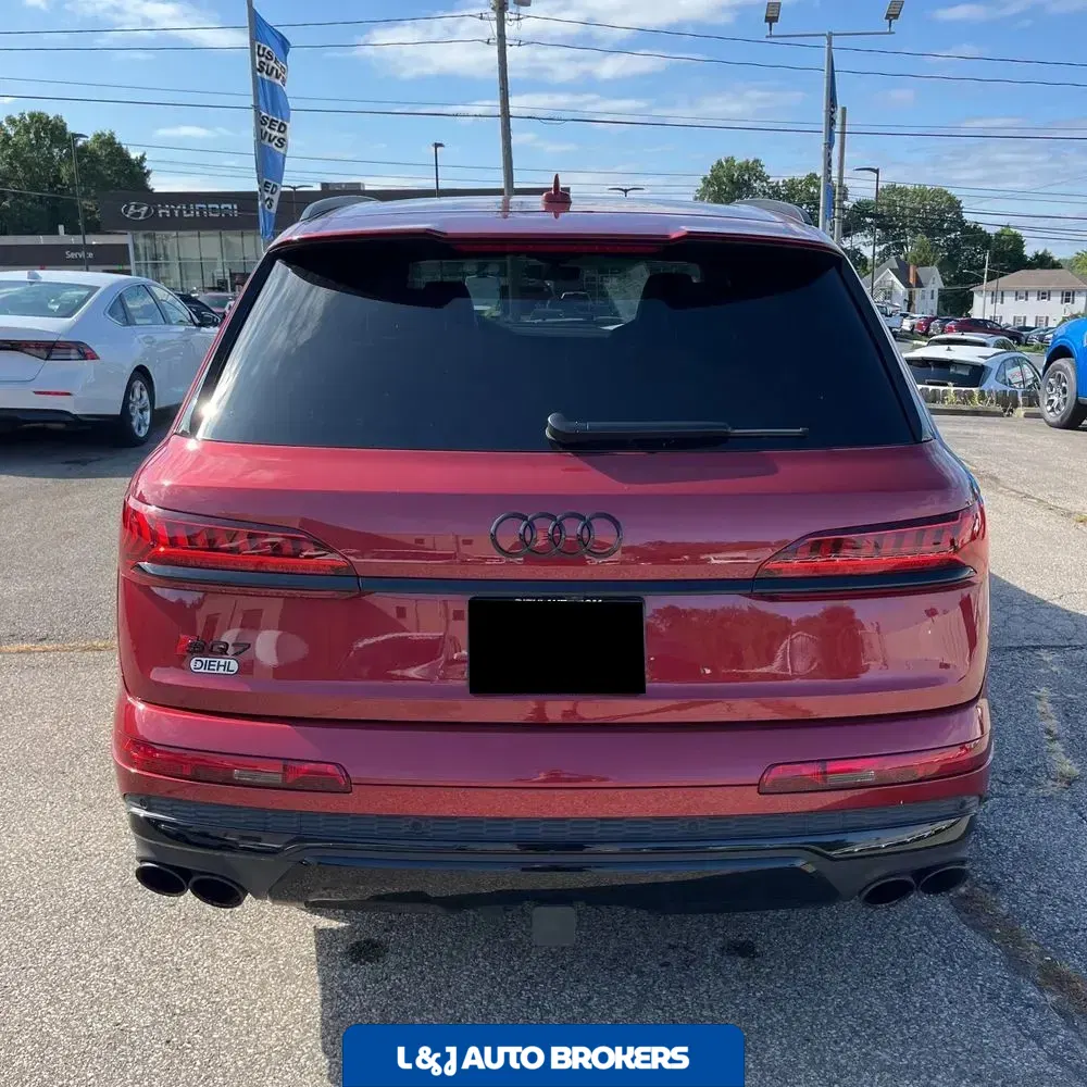 2024 Audi SQ7 Prestige