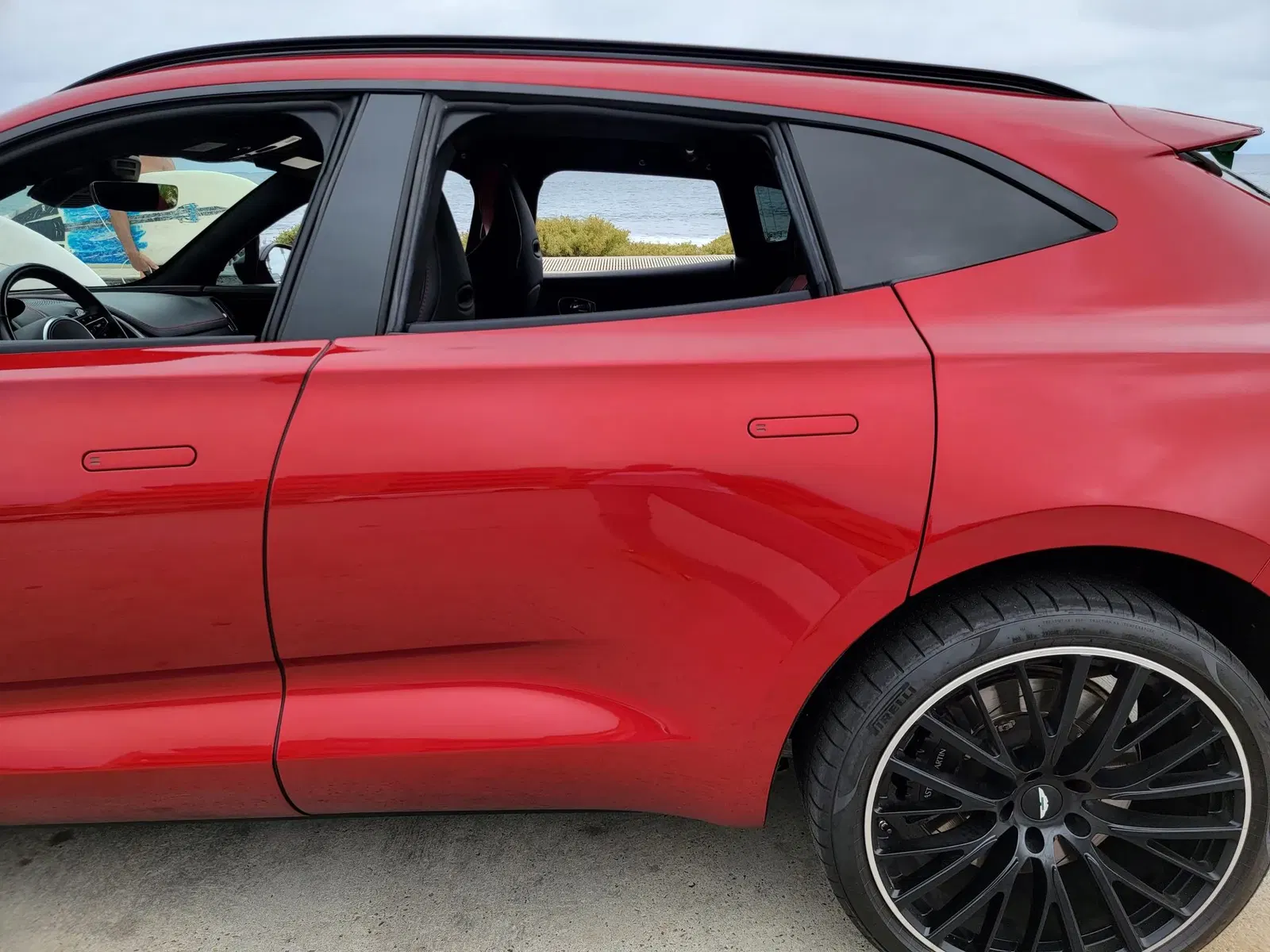 2022 Aston Martin DBX