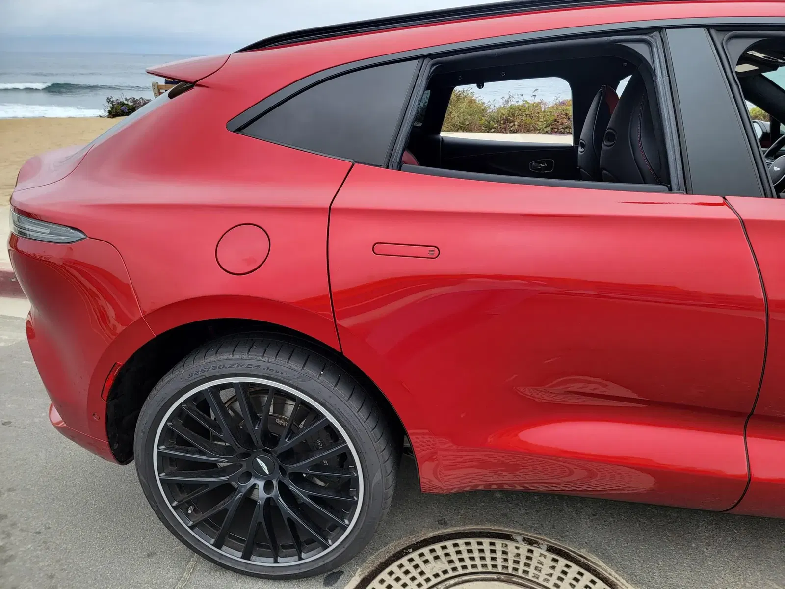 2022 Aston Martin DBX