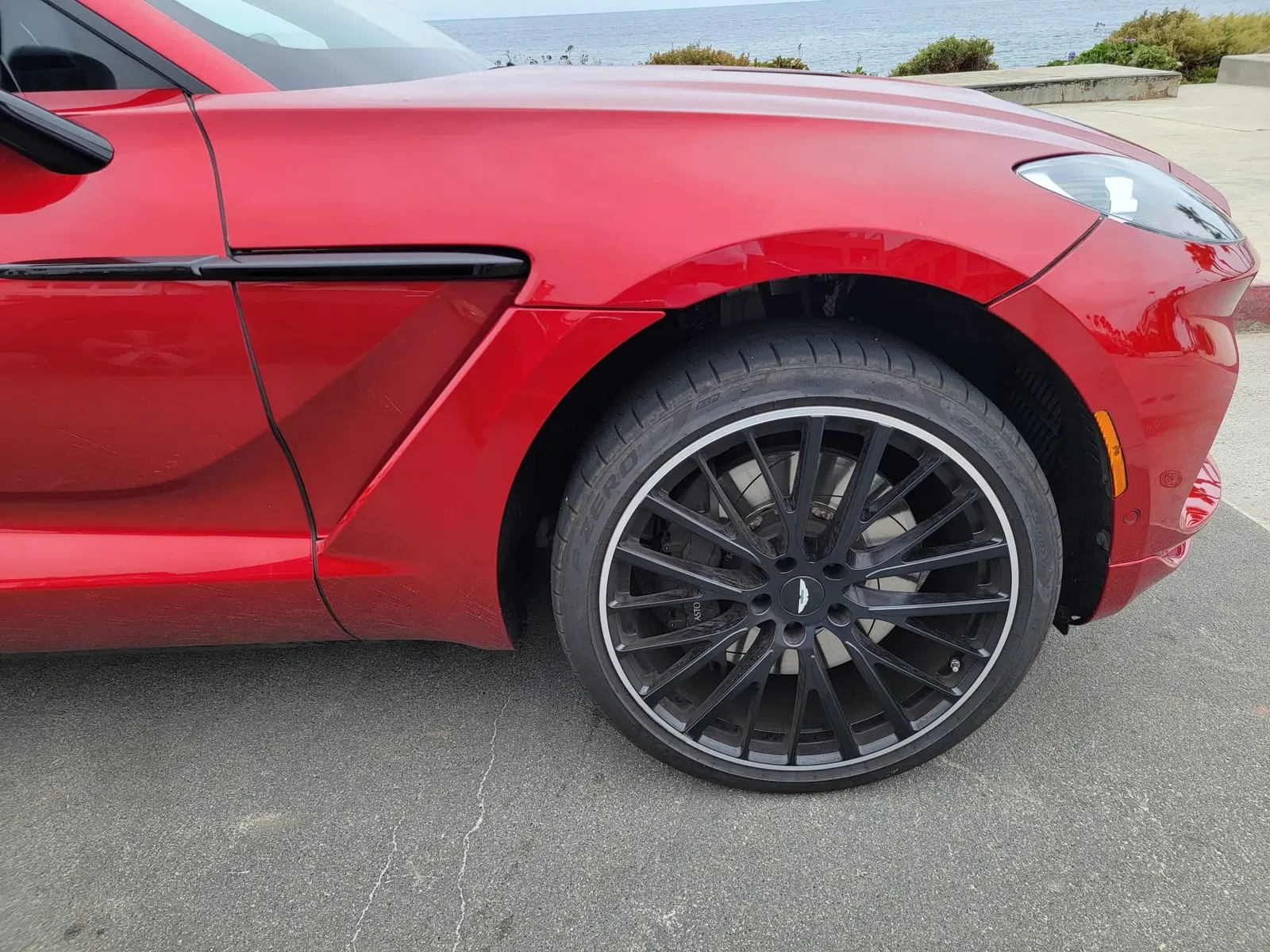 2022 Aston Martin DBX